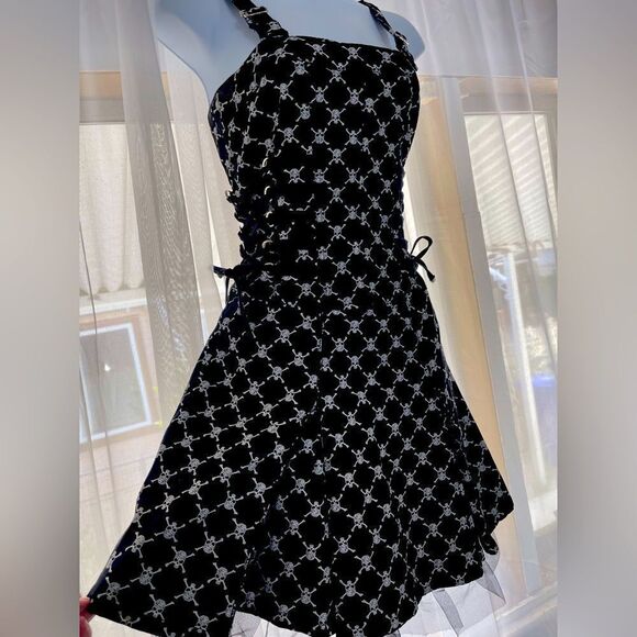 Tripp Skull and Cross Bones Print Dress - Picture 2 of 9